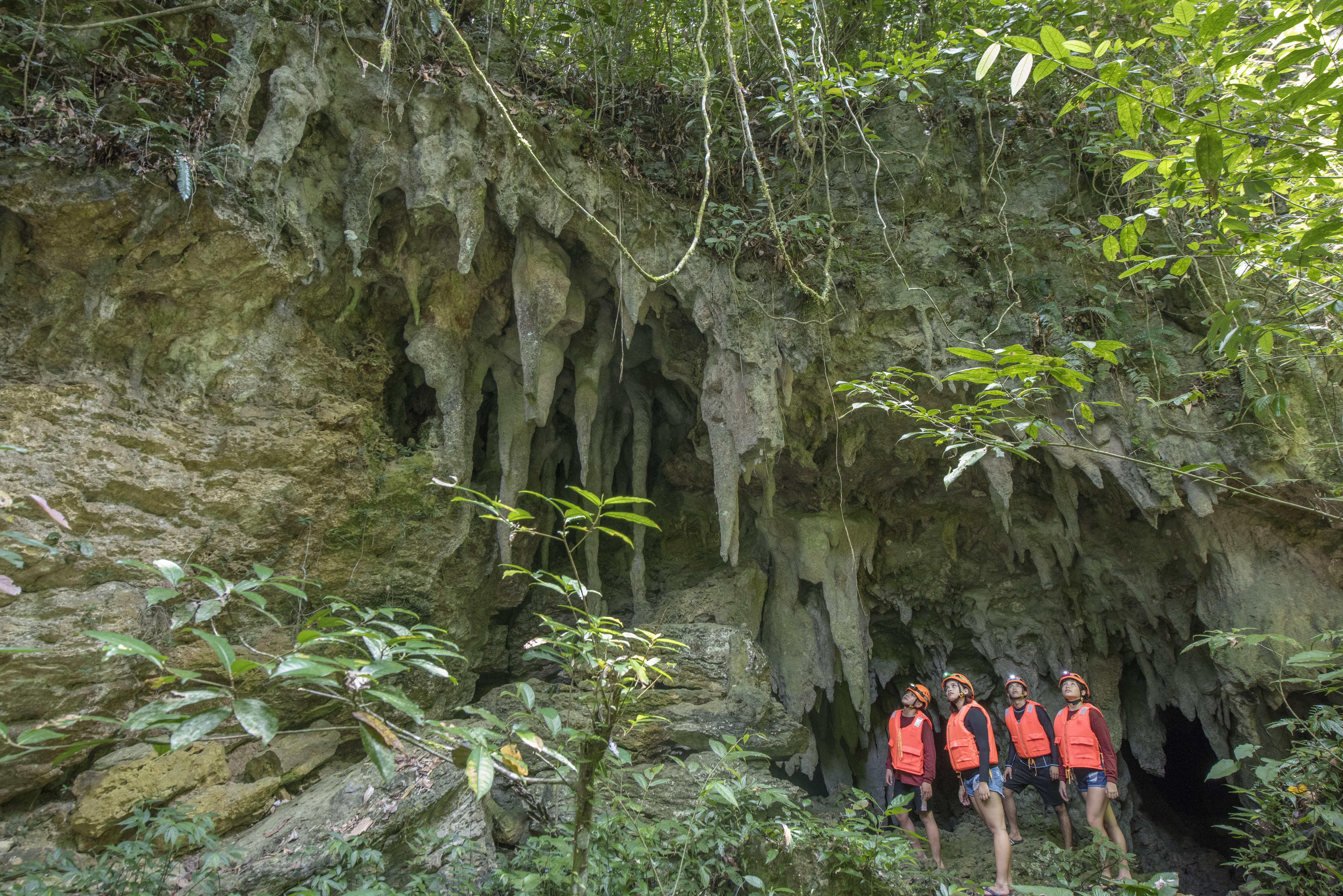 Lobo Cave — a cathedral-like cave system with dramatic stalactite formations in Samar